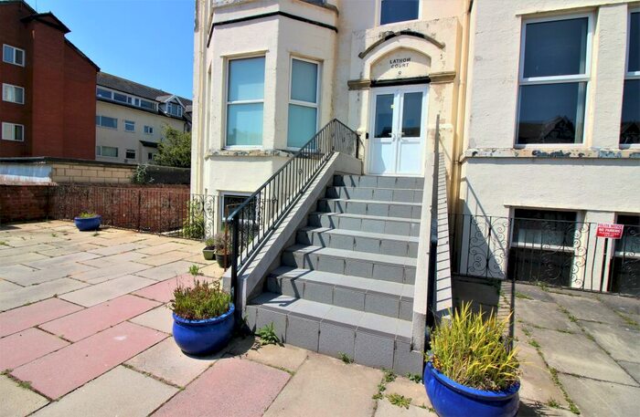 2 Bedroom Flat To Rent In Lathom Road, Southport, Southport, PR9