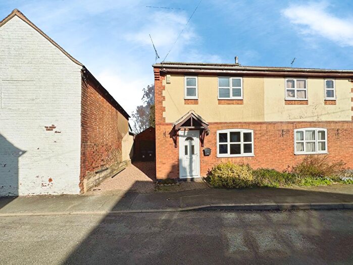 2 Bedroom Semi Detached House For Sale In Church Road, Barlestone, CV13