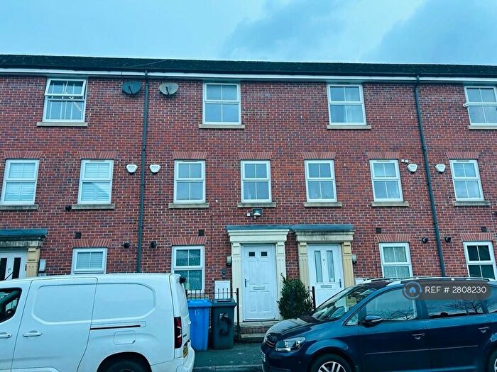 4 Bedroom Terraced House To Rent In Hawkins Close, Manchester, M9