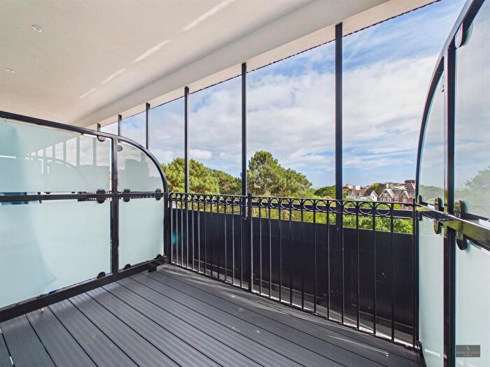 1 Bedroom Flat To Rent In Brights House, Bournemouth, BH1