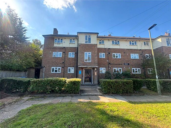 1 Bedroom Flat For Sale In Mickleham Close, St Pauls Cray, Kent, BR5
