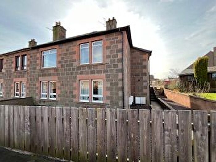 4 Bedroom Flat To Rent In Queens Road, Inverbervie, Montrose, Angus, DD10