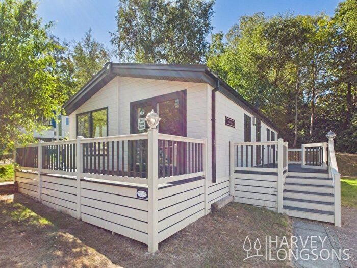 2 Bedroom Lodge For Sale In The Ridge West, St. Leonards-On-Sea, TN37