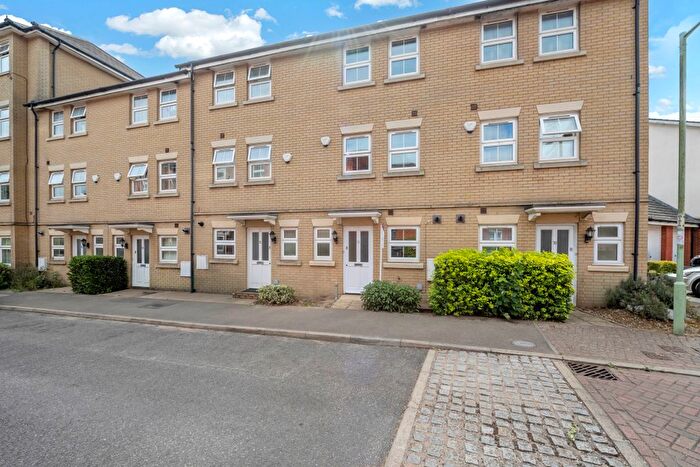 3 Bedroom Terraced House For Sale In Maltings Way, Bury St. Edmunds, IP32