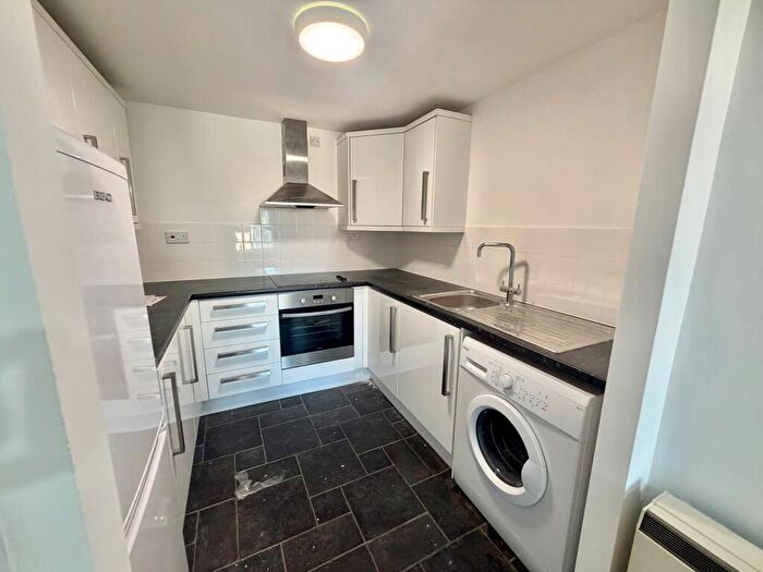 1 Bedroom Apartment To Rent In Mansfield Road, Nottingham, NG1