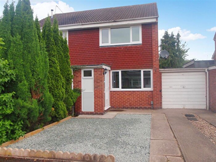 2 Bedroom Semi-Detached House To Rent In Prestbury Close, Redditch, B98