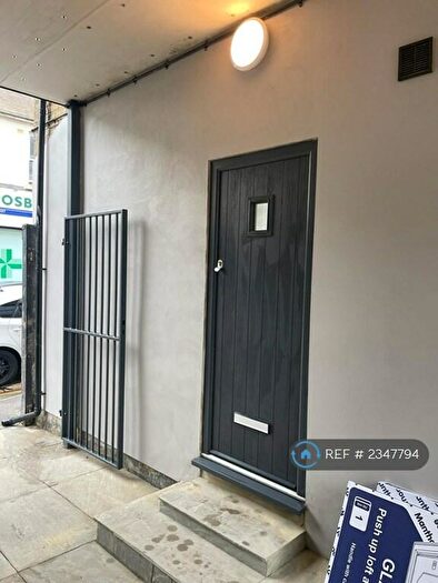 1 Bedroom Flat To Rent In Gillingham, Gillingham, ME7