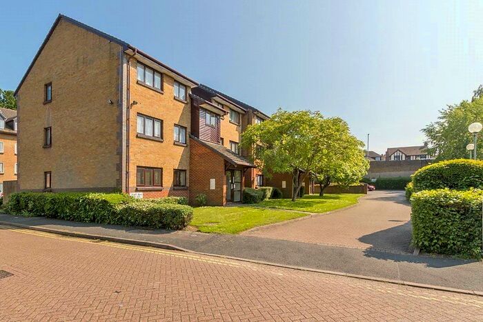 2 Bedroom Apartment To Rent In Barkers Court, Sittingbourne, Kent, ME10