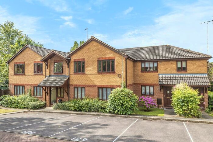 1 Bedroom Apartment To Rent In Parklands, Banbury, OX16