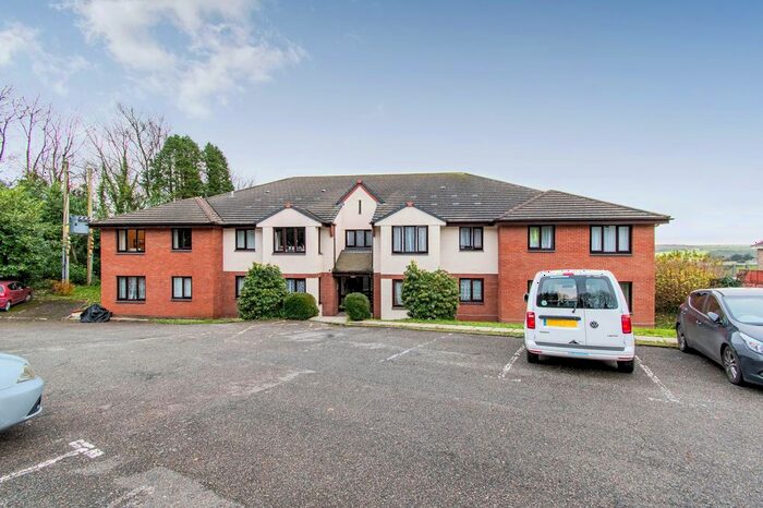 2 Bedroom Flat To Rent In Plymouth Road, Fairlight Plymouth Road, PL14