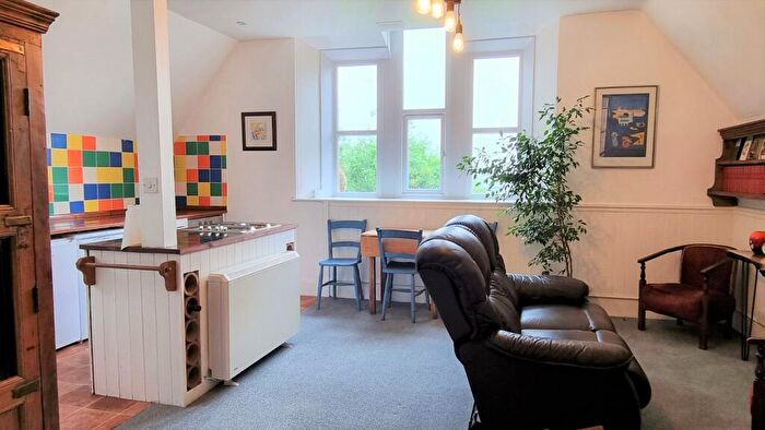 2 Bedroom Apartment To Rent In Hall Drive, Burton Lazars, LE14