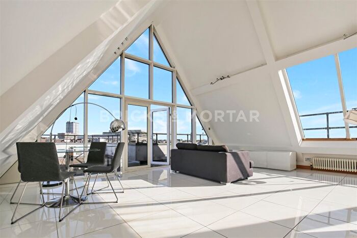 2 Bedroom Flat To Rent In Murton House, City Centre, NE1