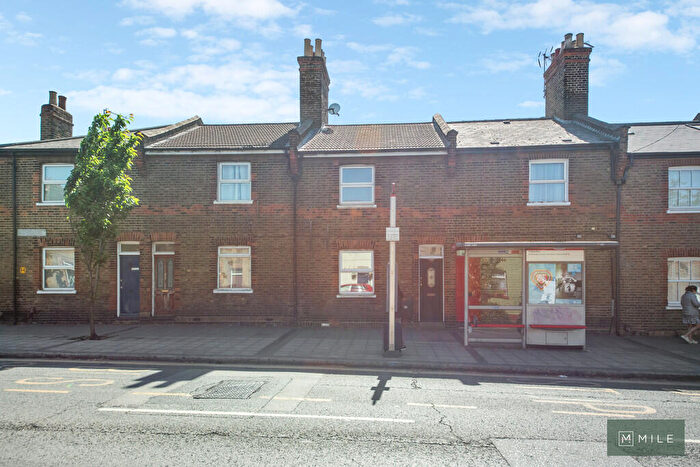 3 Bedroom Terraced House To Rent In Old Oak Lane, London, NW10