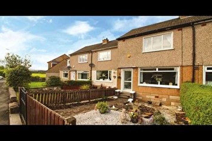 2 Bedroom Terraced House To Rent In Nevis Road, Glasgow, G61