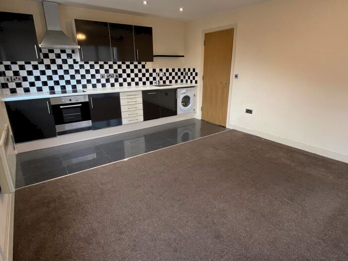 2 Bedroom Apartment To Rent In Luxaa Apartments, Balby, DN4