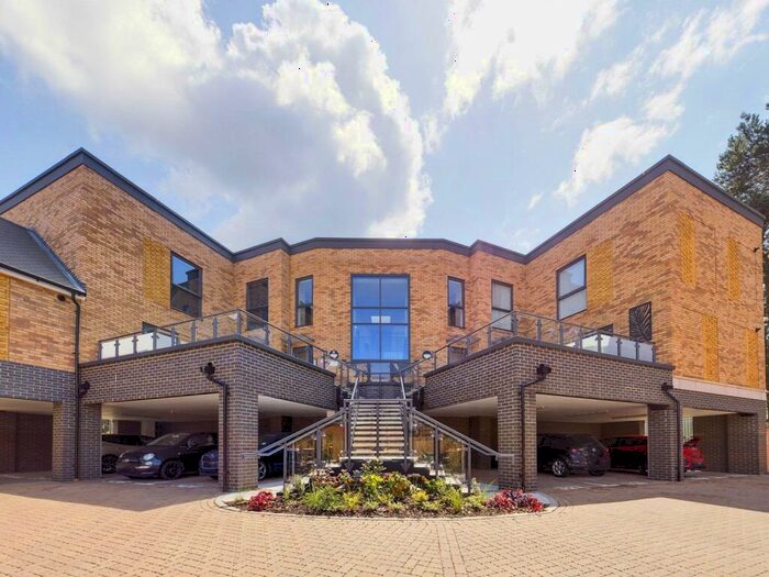 2 Bedroom Flat To Rent In Sword Court, Centurion Way, Bordon, GU35