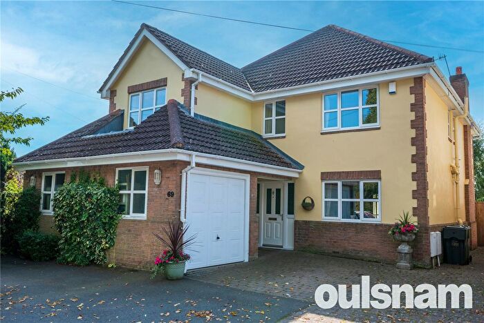 5 Bedroom Detached House To Rent In Stourbridge Road, Fairfield, Bromsgrove, Worcestershire, B61