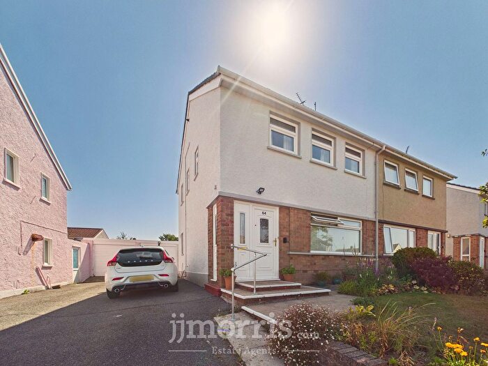 3 Bedroom Semi-Detached House For Sale In St. Martins Park, Haverfordwest, SA61