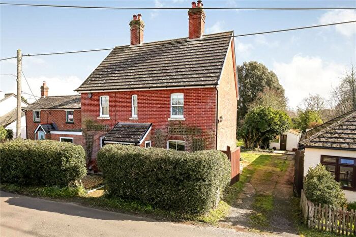 4 Bedroom Detached House For Sale In Canada Road, West Wellow, Romsey, Hampshire, SO51