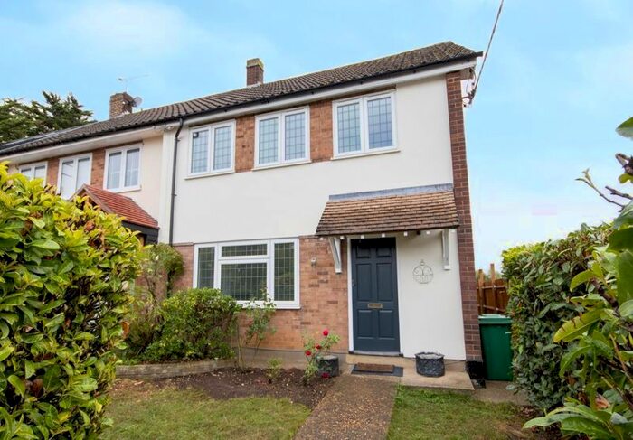 3 Bedroom Property To Rent In Roman Road, Mountnessing, Brentwood, CM15