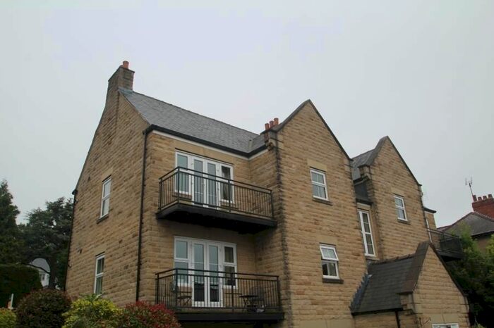 2 Bedroom Flat To Rent In Stonebank Gardens, Bardsey LS17