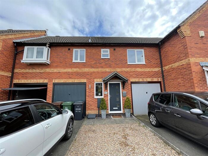 2 Bedroom Apartment To Rent In Laurel Road, Loughborough, LE11