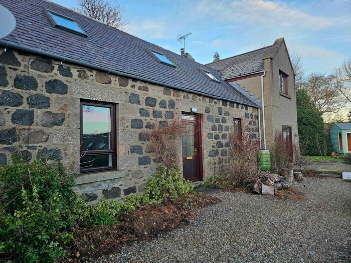 4 Bedroom Detached House To Rent In New Leslie, Insch, AB52