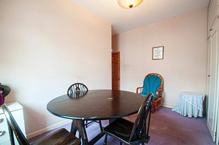 2 Bedroom End Of Terrace House For Sale In Annesley Road, Newport, NP19