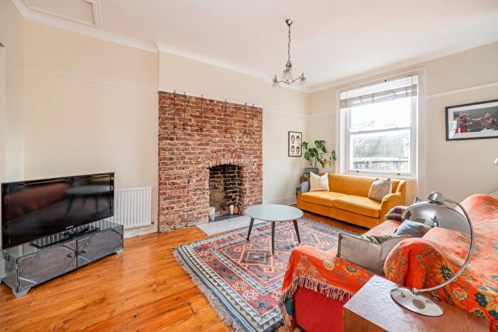 1 Bedroom Flat For Sale In Haverstock Hill, Belsize Park, NW3