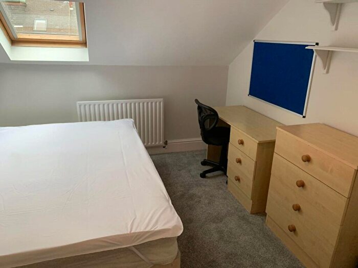 6 Bedroom Maisonette To Rent In Bayswater Road, Newcastle Upon Tyne, Tyne And Wear, NE2