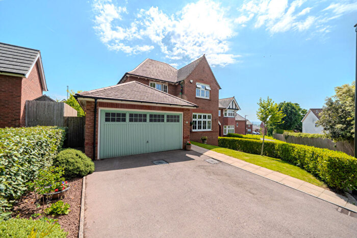 4 Bedroom Detached House For Sale In Archers Hall Place, Lydney, GL15