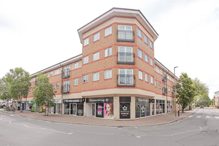 2 Bedroom Apartment To Rent In Kidlington Epc Rating C, OX5