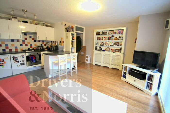 1 Bedroom Apartment To Rent In Sturmer Way, Islington, London, N7