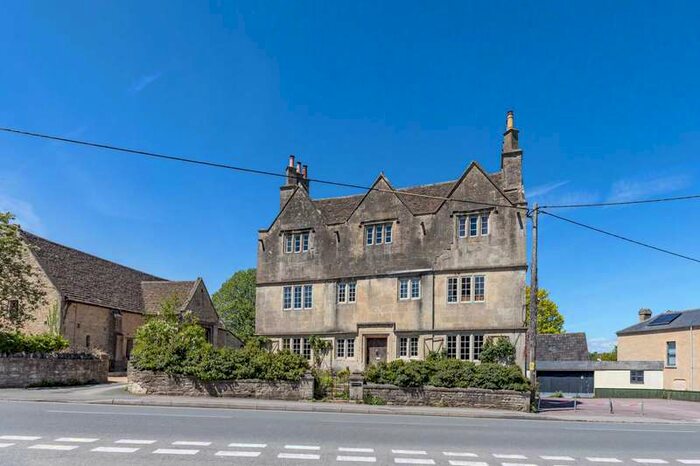 5 Bedroom Manor House Character Property To Rent In High Street, Box, SN13