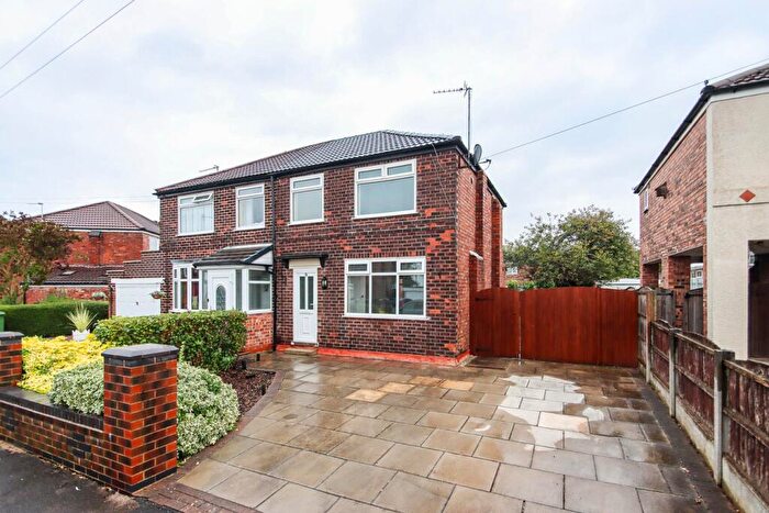 3 Bedroom Semi-Detached House To Rent In Redesmere Park, Flixton, Manchester, M41