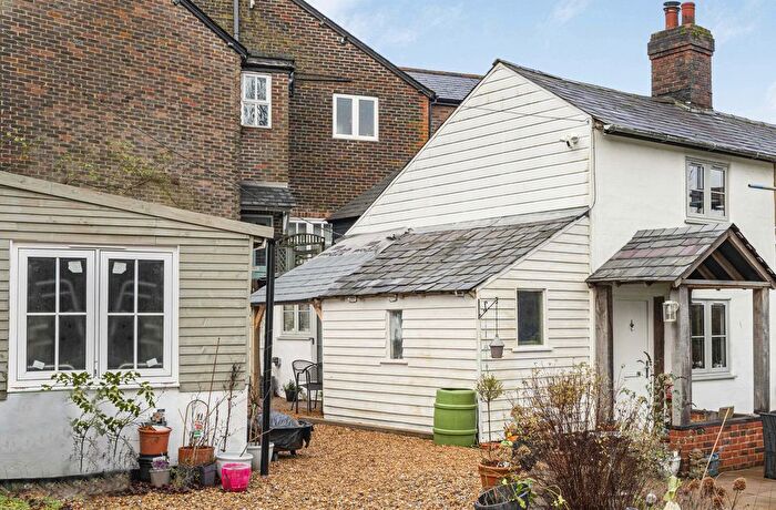 2 Bedroom Semi-detached House For Sale In Farnham Road, Sheet, Hampshire, GU32