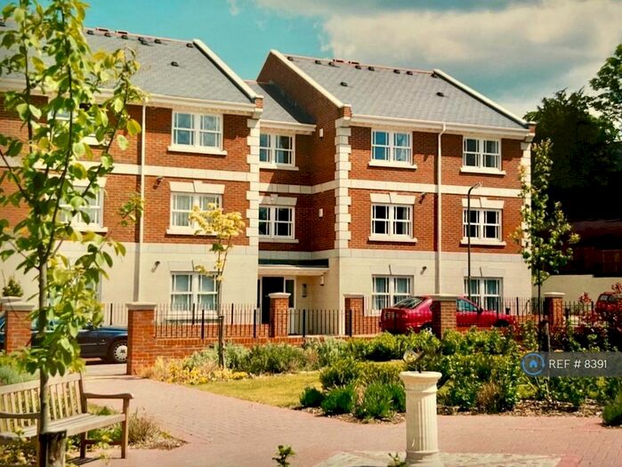 1 Bedroom Flat To Rent In St. Luke's Square, Guildford, GU1