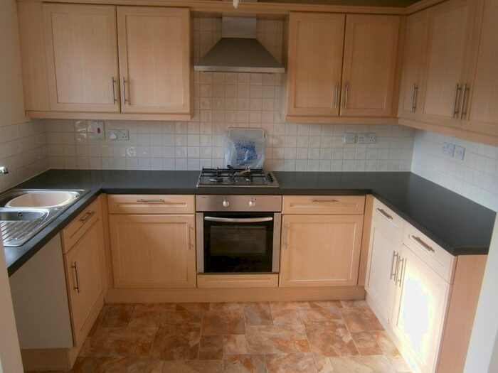 3 Bedroom Semi-Detached House To Rent In Manor Way, Bolton-Upon-Dearne, Rotherham, S63