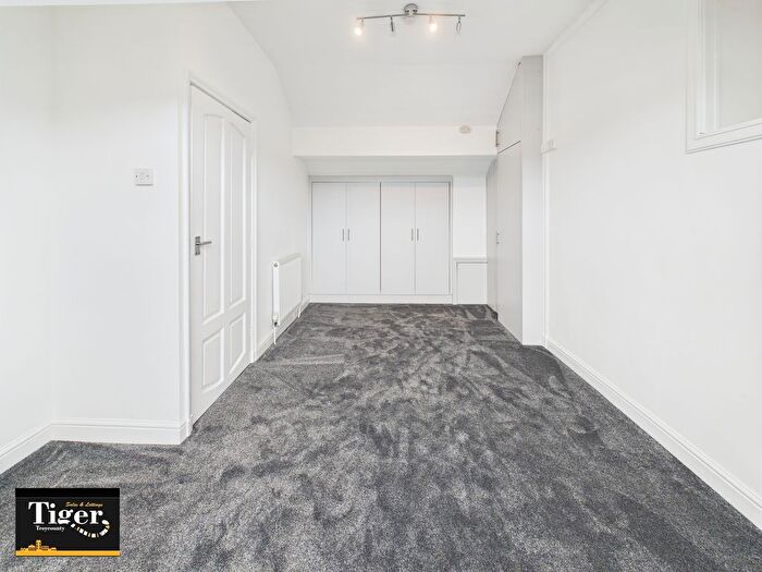 4 Bedroom Semi-Detached Bungalow For Sale In Clifton Avenue, Blackpool, FY4