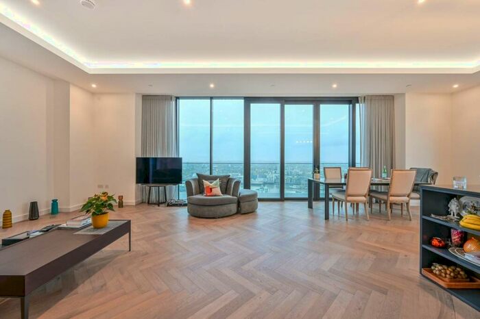 3 Bedroom Flat To Rent In Gauging Square, St Katharine Docks, London, E1W