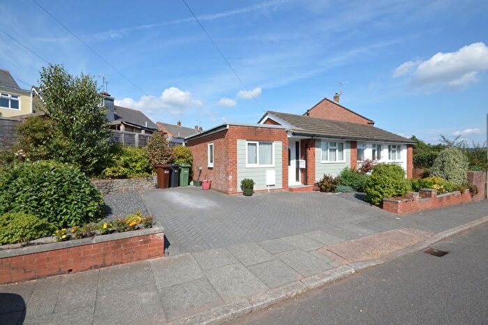 3 Bedroom Detached Bungalow For Sale In Larch Road, Exeter, Devon, EX2