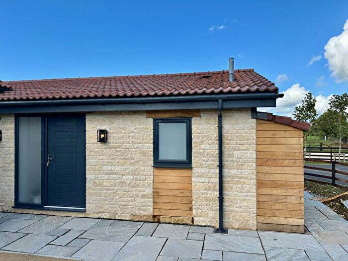 2 Bedroom Bungalow To Rent In Woolverton, BA2