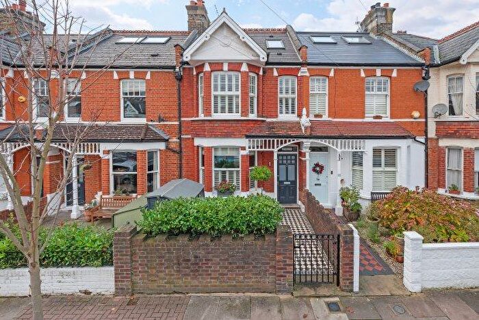 4 Bedroom Property To Rent In Astonville Street, London, SW18