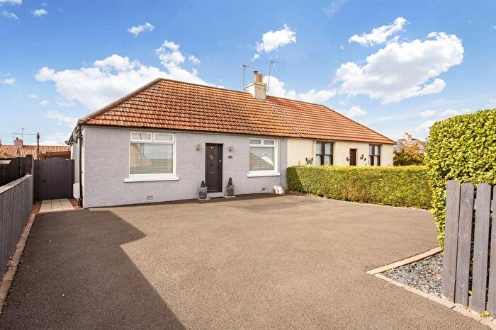 2 Bedroom Bungalow For Sale In Meadowbank Road, Ormiston, East Lothian, EH35