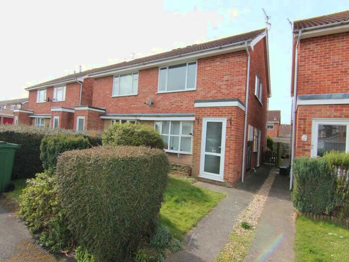 1 Bedroom Flat To Rent In Cresswell Close, Worle, Weston-super-Mare, BS22