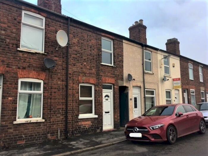 2 Bedroom Terraced House To Rent In Castle Street, Lincoln, LN1