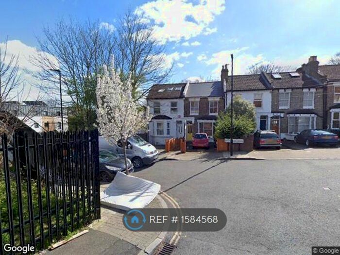 1 Bedroom Flat To Rent In Canterbury Grove, London, SE27