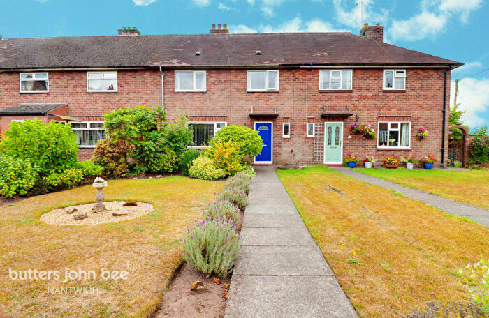 3 Bedroom Town House For Sale In Oakfield Close, Nantwich, CW5