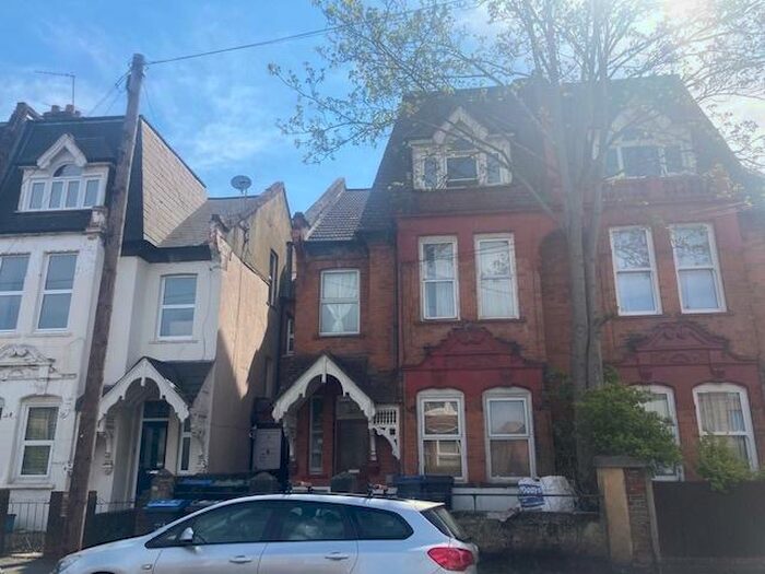 1 Bedroom Flat To Rent In Broad Green Avenue, Croydon, CR0