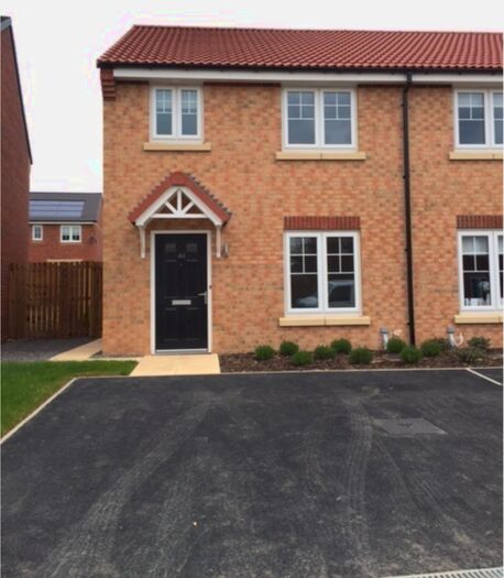3 Bedroom Semi-Detached House To Rent In Goosepool Drive, Eaglescliffe, TS16